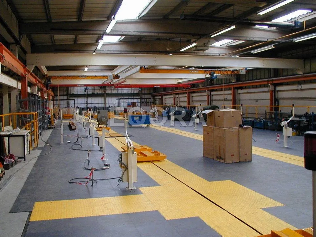 Резиновая покрытие из крошки для складов и логистических центров  в Чехове