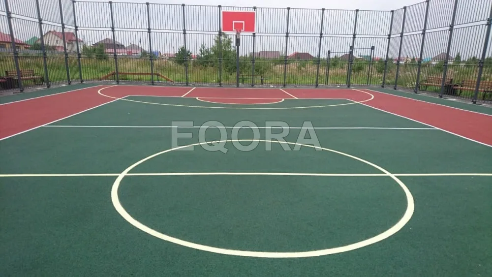 Как резиновое покрытие ведет себя на спортивных площадках в Чехове?